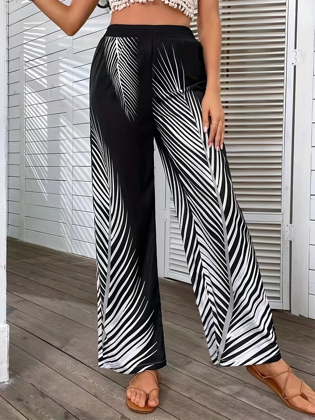 Fashion Elegant Striped Leaf Positioning Printed Wide-leg Pants Women