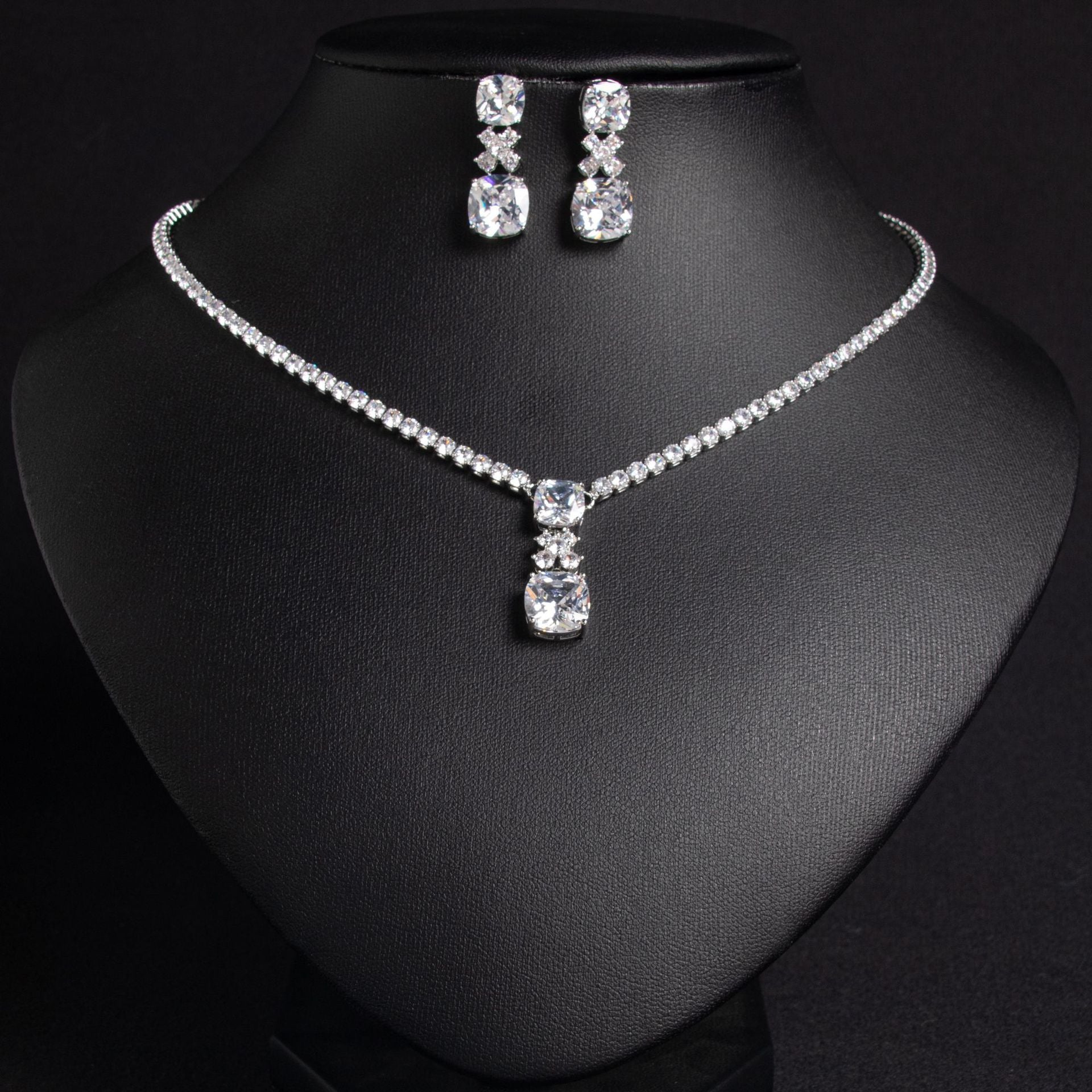 Small Square Bride Collarbone Chain Design Simple Zircon Pendant Earrings